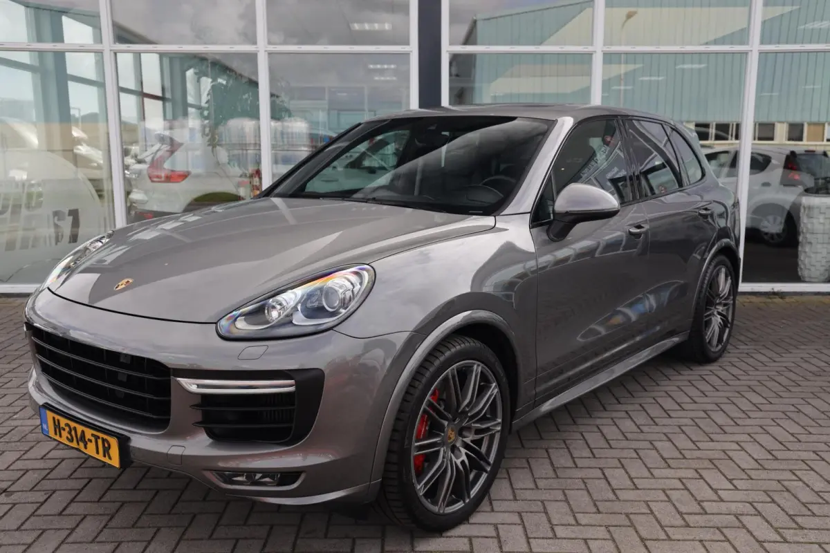 3.6 GTS|Panoramadak|Bose|Sportchrono|Navi|Camera|Stoelverwarming Voor/Achter|Verwarmd Stuurwiel|Elek. Stoelen|LED|