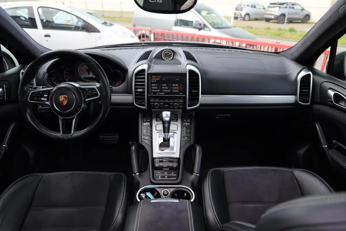 3.6 GTS|Panoramadak|Bose|Sportchrono|Navi|Camera|Stoelverwarming Voor/Achter|Verwarmd Stuurwiel|Elek. Stoelen|LED|