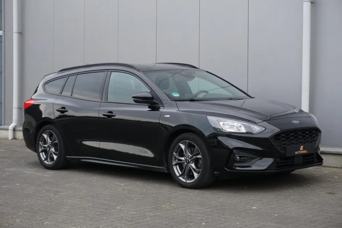 1.0 EcoBoost Hybrid ST Line Business