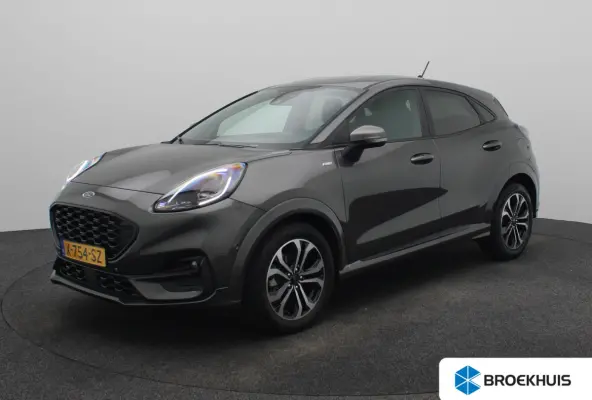 1.0 EcoBoost ST-Line Winter Pakket | Achteruitrijcamera | Apple Carplay/Android Auto | Parkeersenoren | Navigatie | 17" Lichtmetalen Velgen