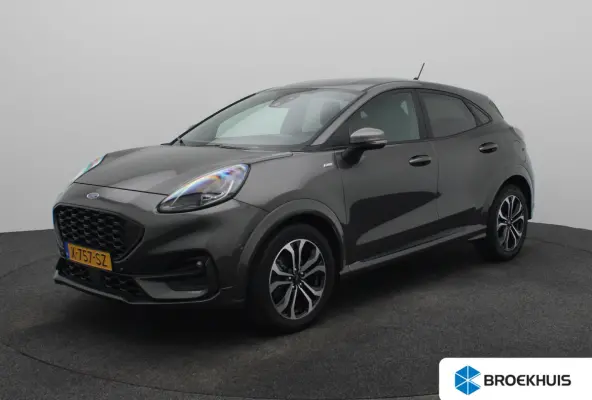 1.0 EcoBoost ST-Line | WInter Pakket | Achteruitrijcamera | Parkeersensoren | Cruise Control | Climat Control | 17" Lichtmetalenvelgen | Apple Carplay/Android Auto