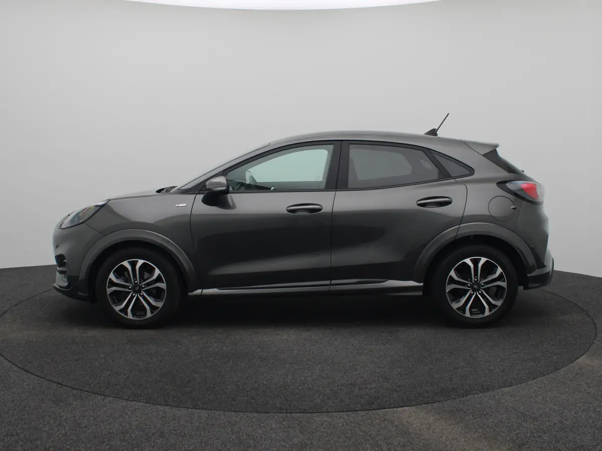 1.0 EcoBoost ST-Line | WInter Pakket | Achteruitrijcamera | Parkeersensoren | Cruise Control | Climat Control | 17" Lichtmetalenvelgen | Apple Carplay/Android Auto