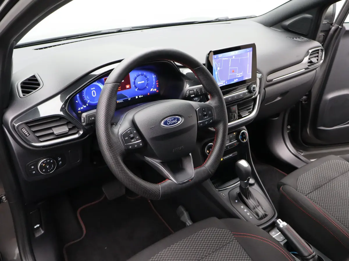 1.0 EcoBoost ST-Line | WInter Pakket | Achteruitrijcamera | Parkeersensoren | Cruise Control | Climat Control | 17" Lichtmetalenvelgen | Apple Carplay/Android Auto