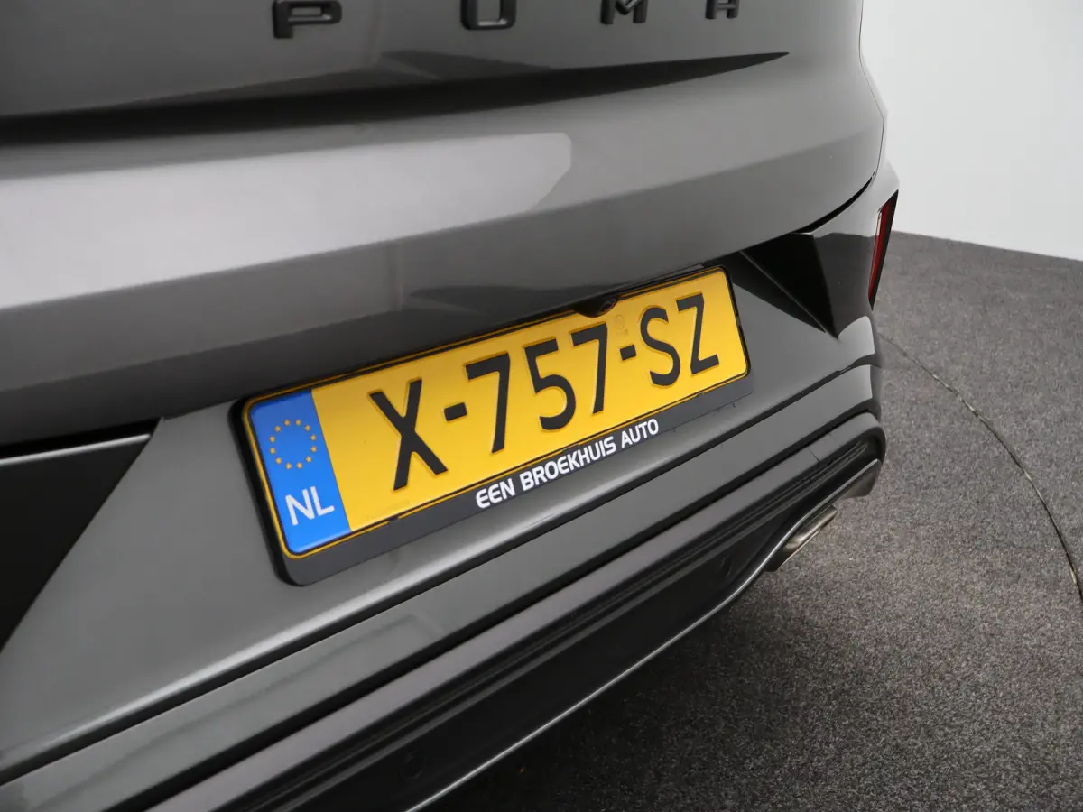 1.0 EcoBoost ST-Line | WInter Pakket | Achteruitrijcamera | Parkeersensoren | Cruise Control | Climat Control | 17" Lichtmetalenvelgen | Apple Carplay/Android Auto