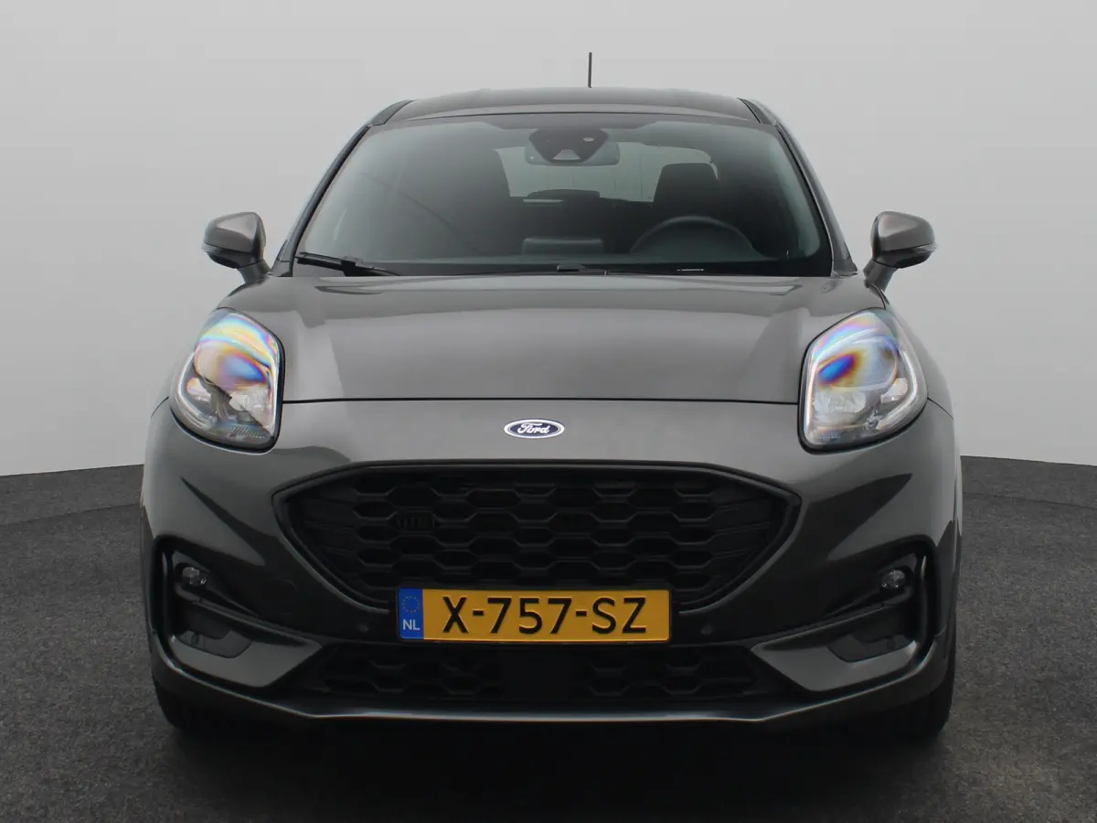 1.0 EcoBoost ST-Line | WInter Pakket | Achteruitrijcamera | Parkeersensoren | Cruise Control | Climat Control | 17" Lichtmetalenvelgen | Apple Carplay/Android Auto