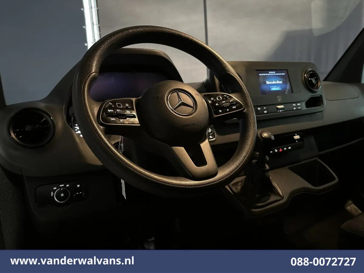 315 CDI 150pk L2H1 Euro6 Airco | Camera | Apple Carplay | Cruisecontrol | Trekhaak Android Auto, Stoelverwarming, Parkeersensoren, Bijrijdersbank