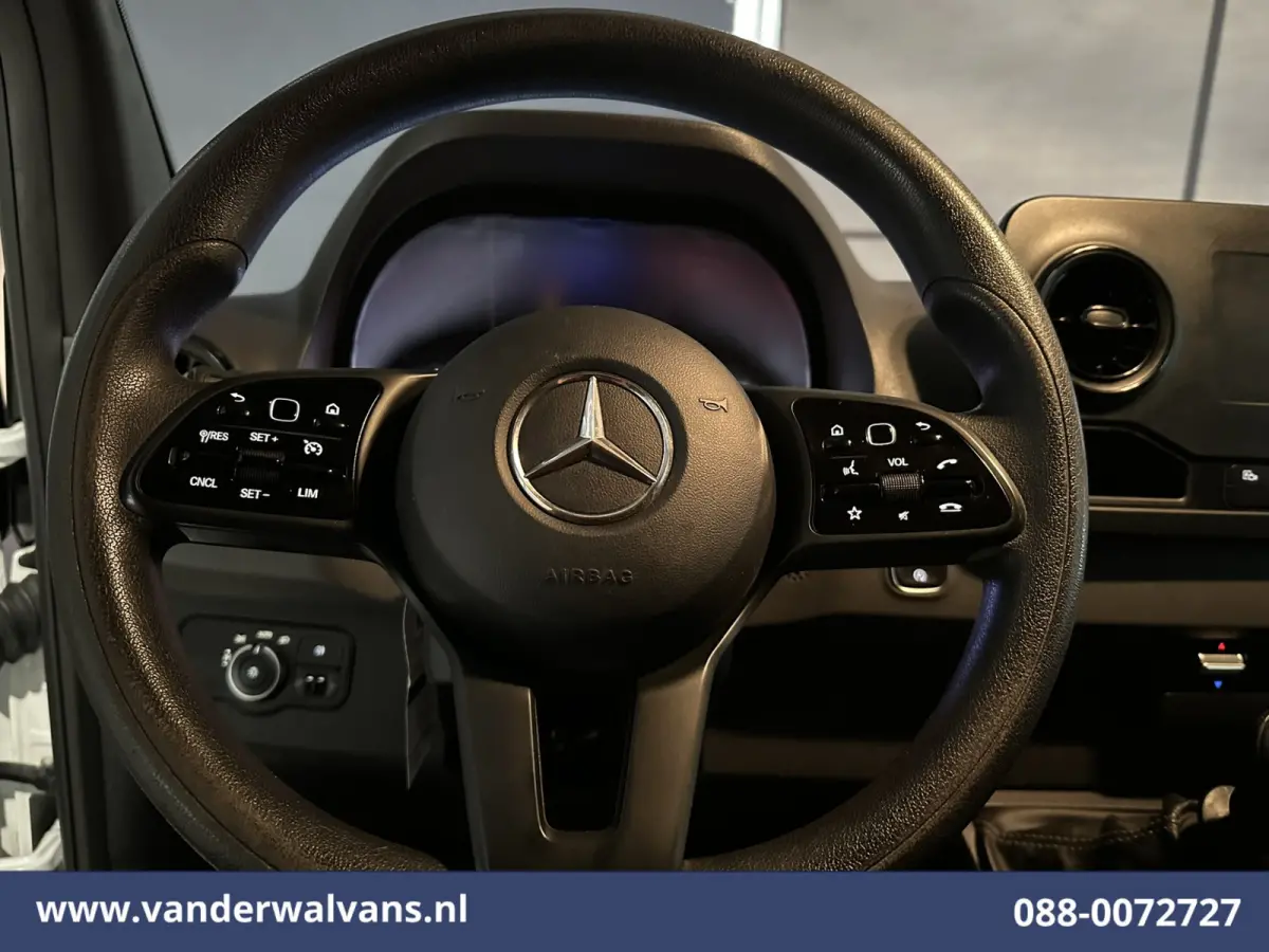 315 CDI 150pk L2H1 Euro6 Airco | Camera | Apple Carplay | Cruisecontrol | Trekhaak Android Auto, Stoelverwarming, Parkeersensoren, Bijrijdersbank