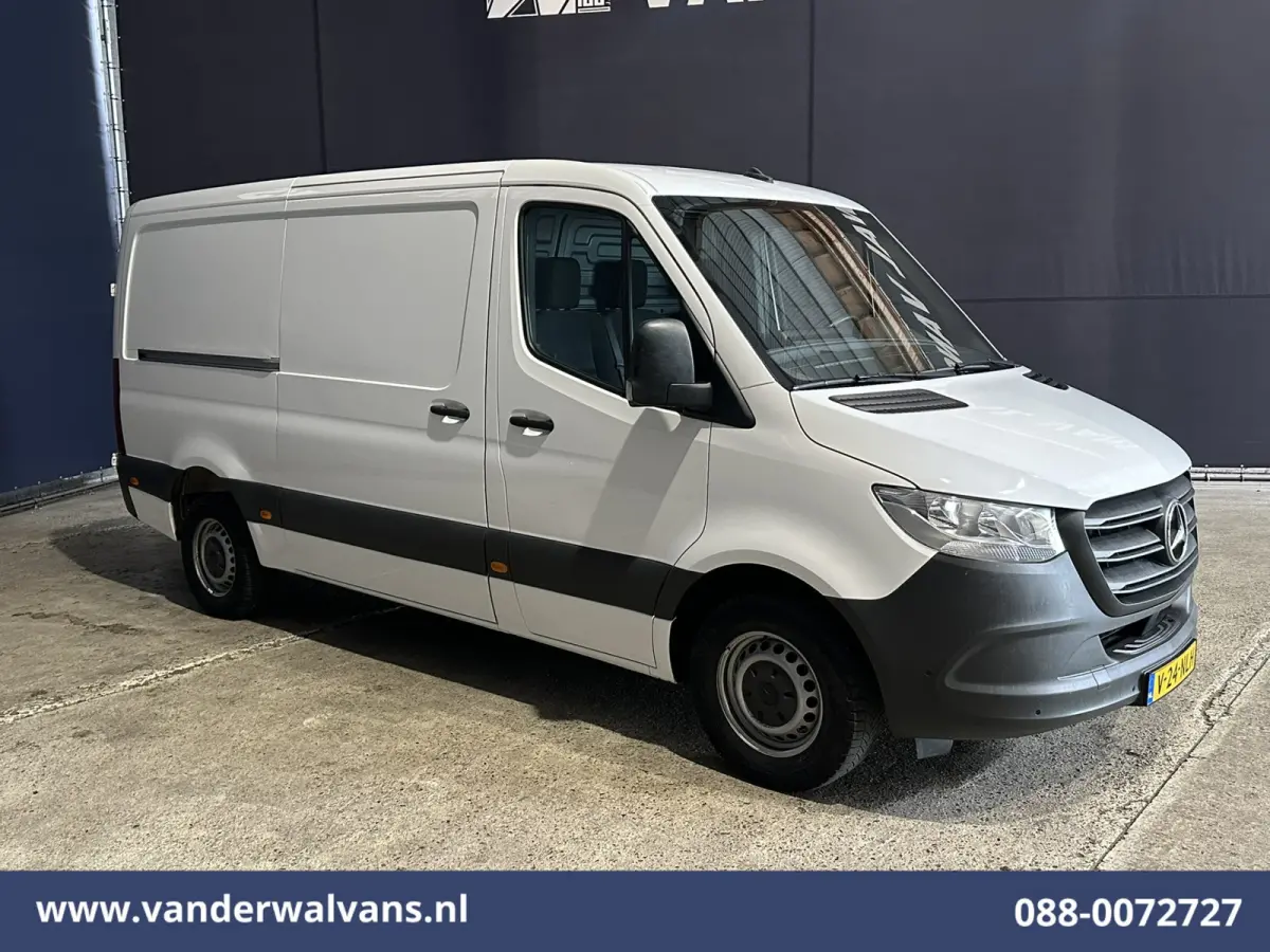 315 CDI 150pk L2H1 Euro6 Airco | Camera | Apple Carplay | Cruisecontrol | Trekhaak Android Auto, Stoelverwarming, Parkeersensoren, Bijrijdersbank