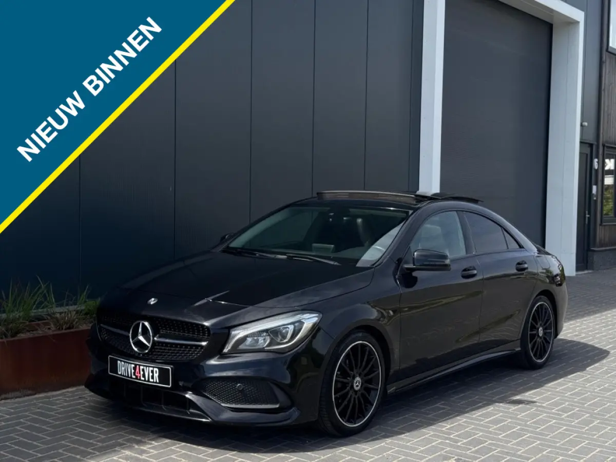 180 AMG NIGHT FULL PANO NAVI APPLE CARPLAY CAMERA PDC