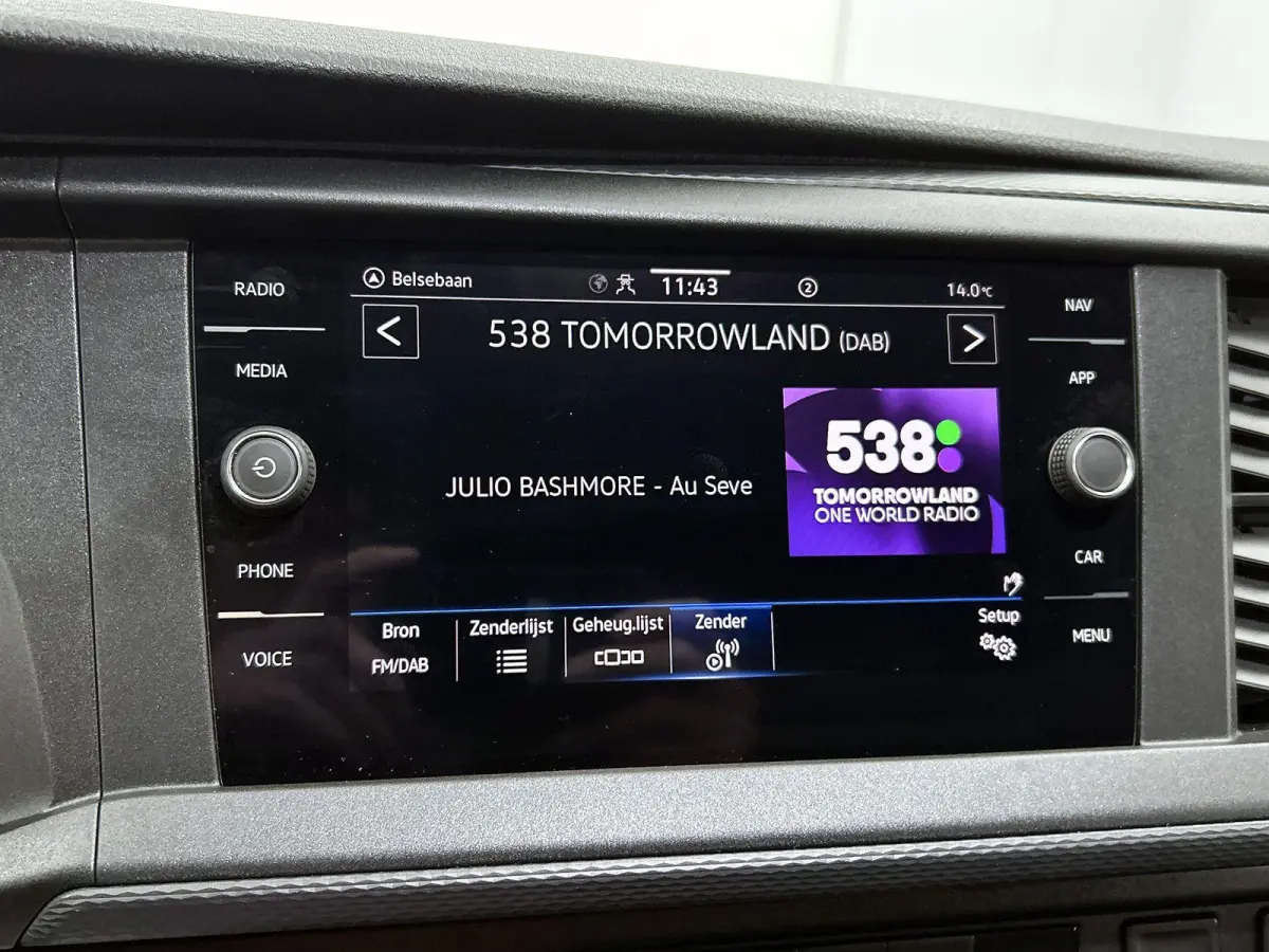2.0 TDI L1H1 Comfortline 150PK | Automaat | Radio | Airco | Parkeerhulp achter | Navigatie | Apple Carplay/Android Auto | Multifunctioneel stuurwiel | Cruise control |