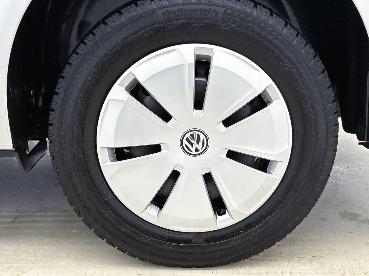 2.0 TDI L1H1 Comfortline 150PK | Automaat | Radio | Airco | Parkeerhulp achter | Navigatie | Apple Carplay/Android Auto | Multifunctioneel stuurwiel | Cruise control |