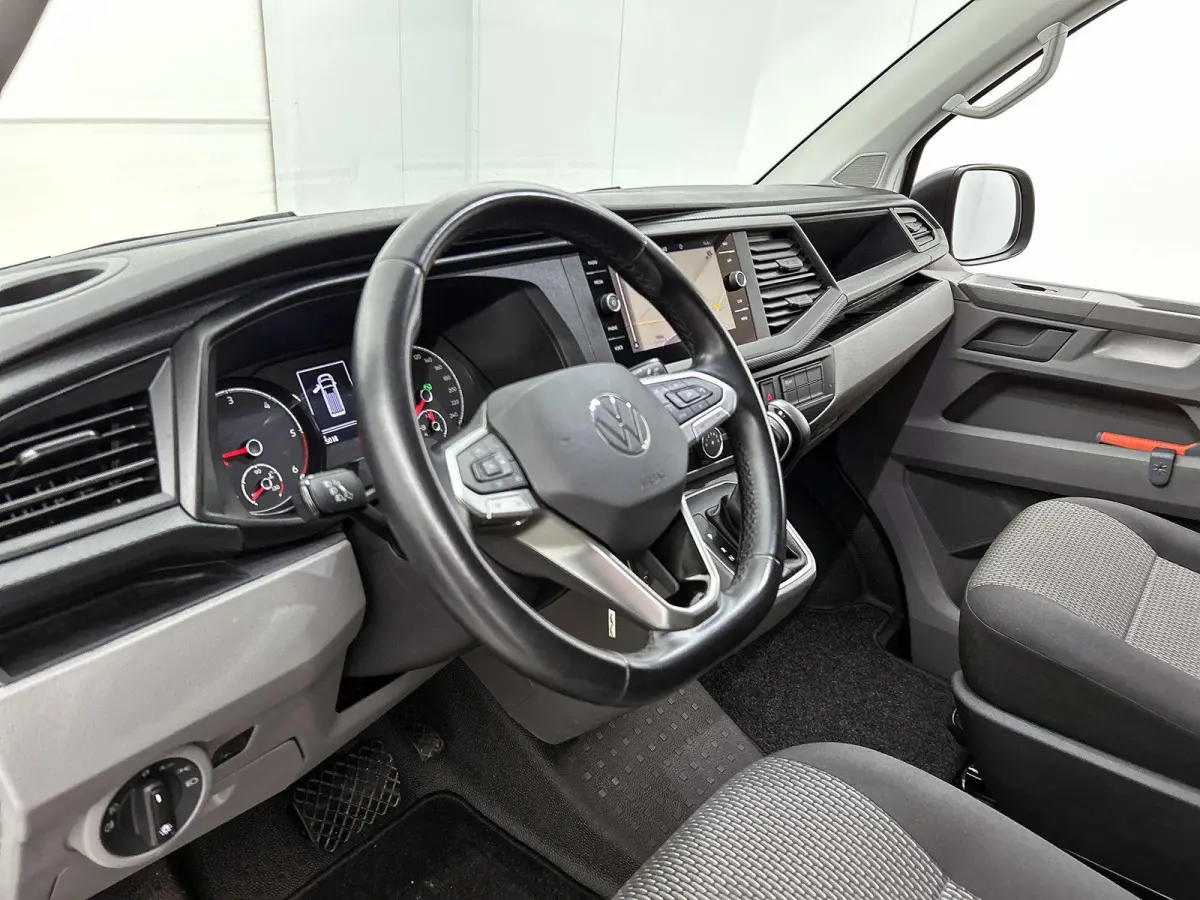 2.0 TDI L1H1 Comfortline 150PK | Automaat | Radio | Airco | Parkeerhulp achter | Navigatie | Apple Carplay/Android Auto | Multifunctioneel stuurwiel | Cruise control |