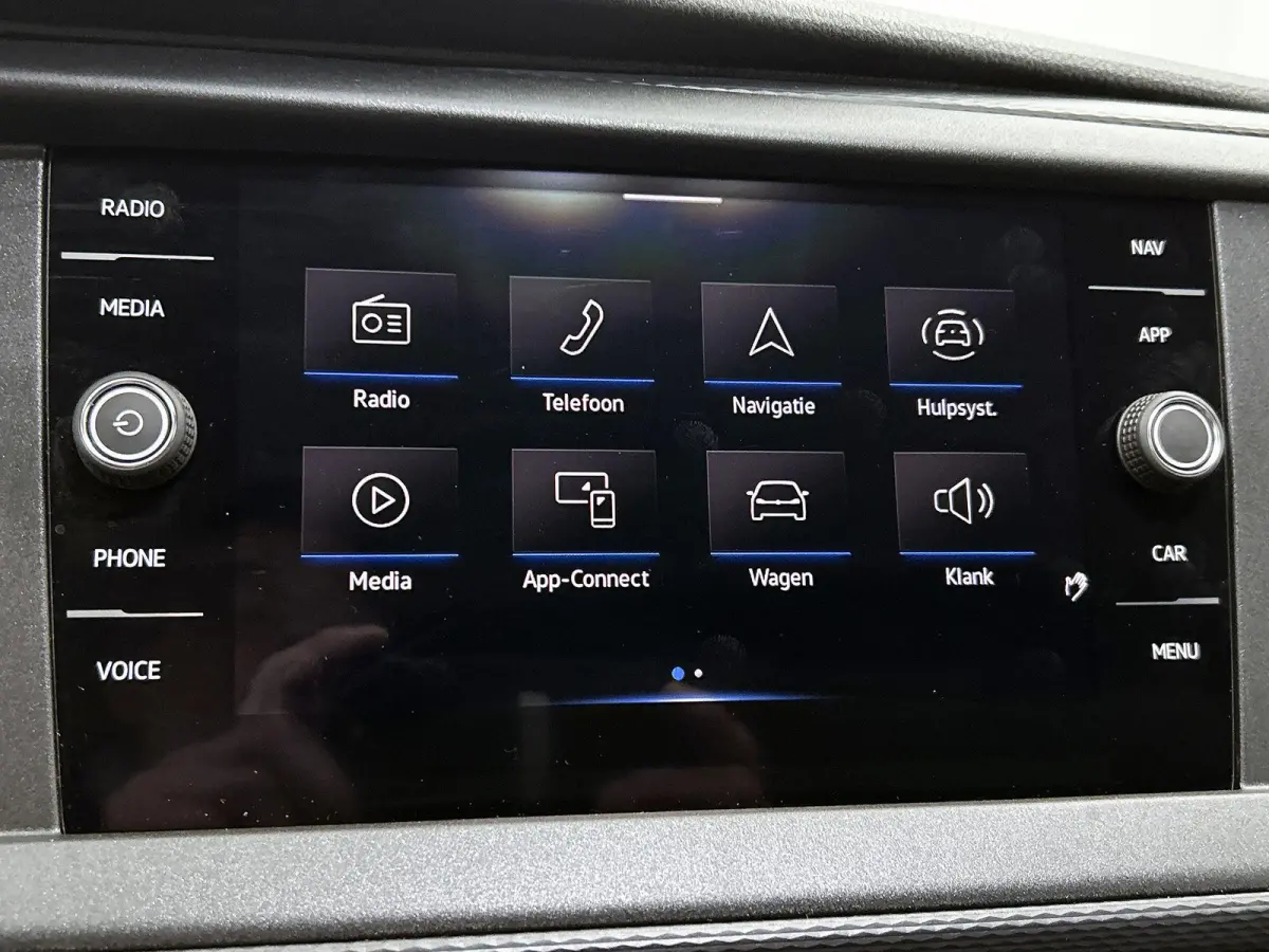 2.0 TDI L1H1 Comfortline 150PK | Automaat | Radio | Airco | Parkeerhulp achter | Navigatie | Apple Carplay/Android Auto | Multifunctioneel stuurwiel | Cruise control |