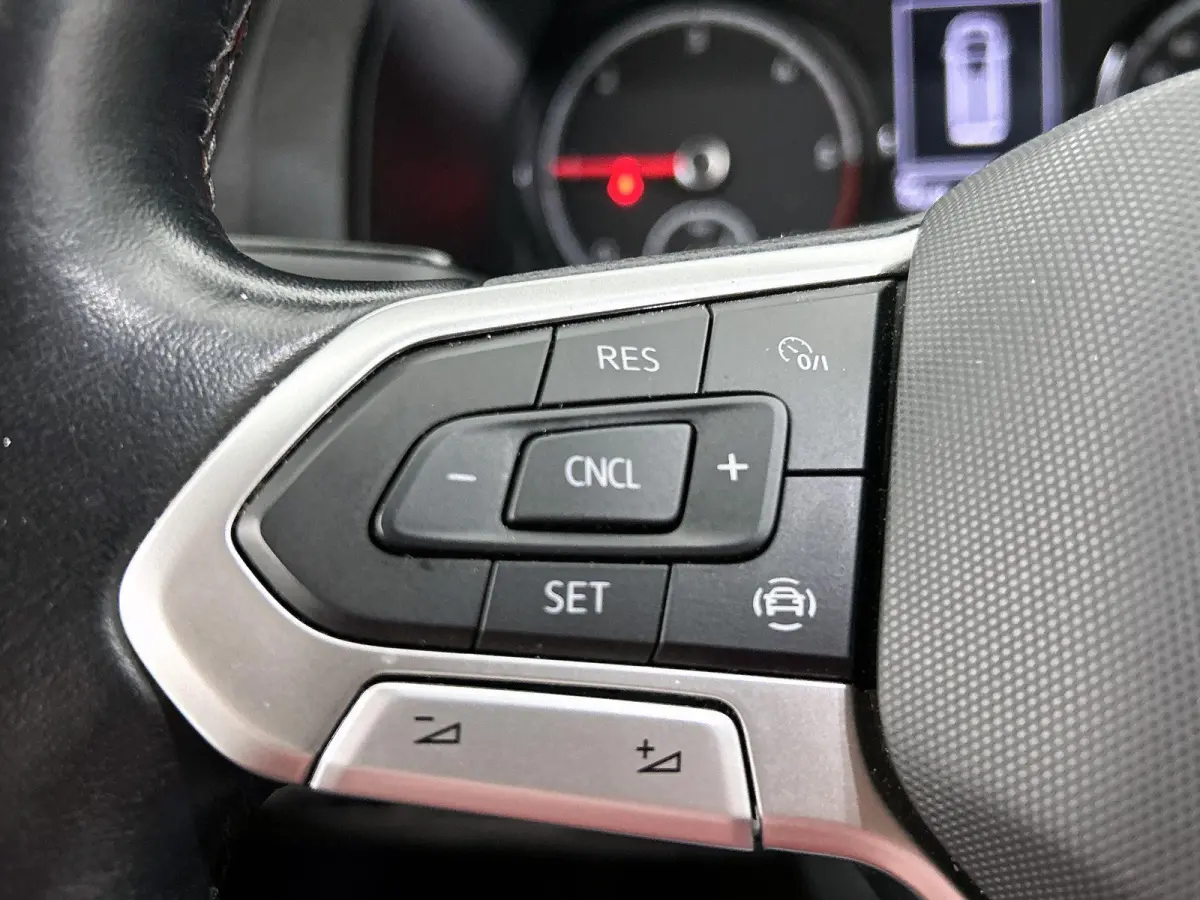 2.0 TDI L1H1 Comfortline 150PK | Automaat | Radio | Airco | Parkeerhulp achter | Navigatie | Apple Carplay/Android Auto | Multifunctioneel stuurwiel | Cruise control |