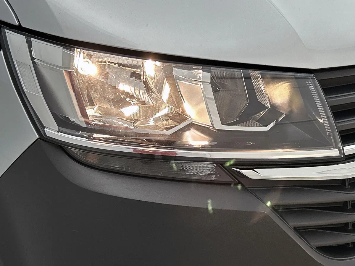 2.0 TDI L1H1 Comfortline 150PK | Automaat | Radio | Airco | Parkeerhulp achter | Navigatie | Apple Carplay/Android Auto | Multifunctioneel stuurwiel | Cruise control |