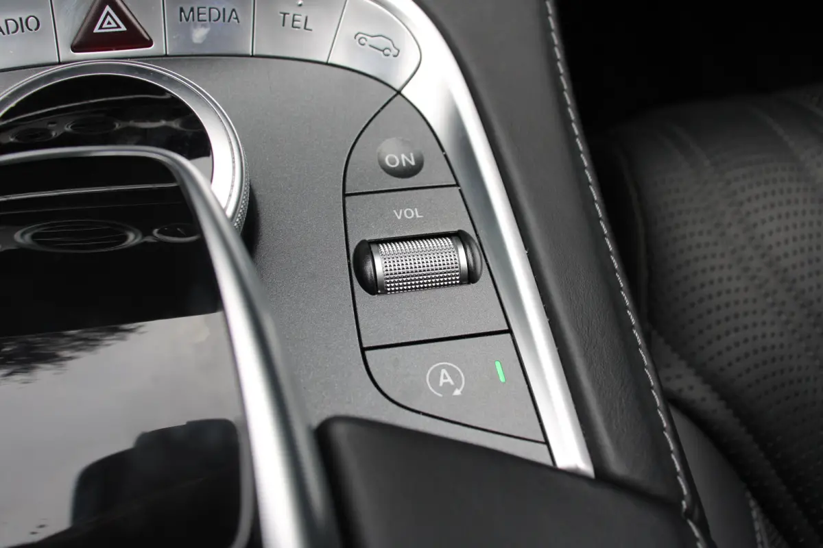 S63 AMG Lang | UNIEK! | DEALER OH! | | PPF VOOR | PANODAK | ADAPTIVE CRUISE | ELEKTR. STOELEN V+A INCL VERWARM- KOELING & MEMORY | BURMEISTER | MASAGE STOELEN | CAMERA | PARK SENS V+A | VOL!