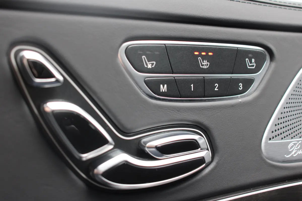 S63 AMG Lang | UNIEK! | DEALER OH! | | PPF VOOR | PANODAK | ADAPTIVE CRUISE | ELEKTR. STOELEN V+A INCL VERWARM- KOELING & MEMORY | BURMEISTER | MASAGE STOELEN | CAMERA | PARK SENS V+A | VOL!
