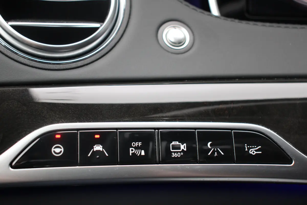S63 AMG Lang | UNIEK! | DEALER OH! | | PPF VOOR | PANODAK | ADAPTIVE CRUISE | ELEKTR. STOELEN V+A INCL VERWARM- KOELING & MEMORY | BURMEISTER | MASAGE STOELEN | CAMERA | PARK SENS V+A | VOL!