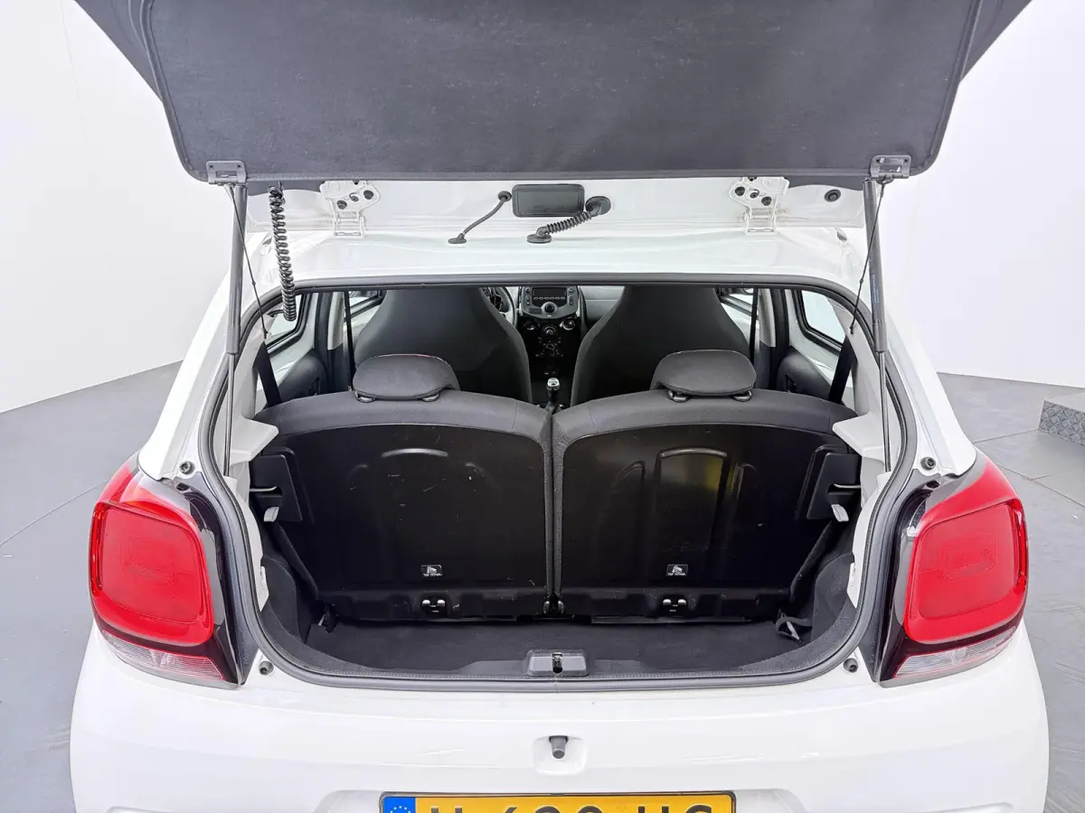1.0 VTi Feel | Airco | Bluetooth | Lage Kilometerstand |