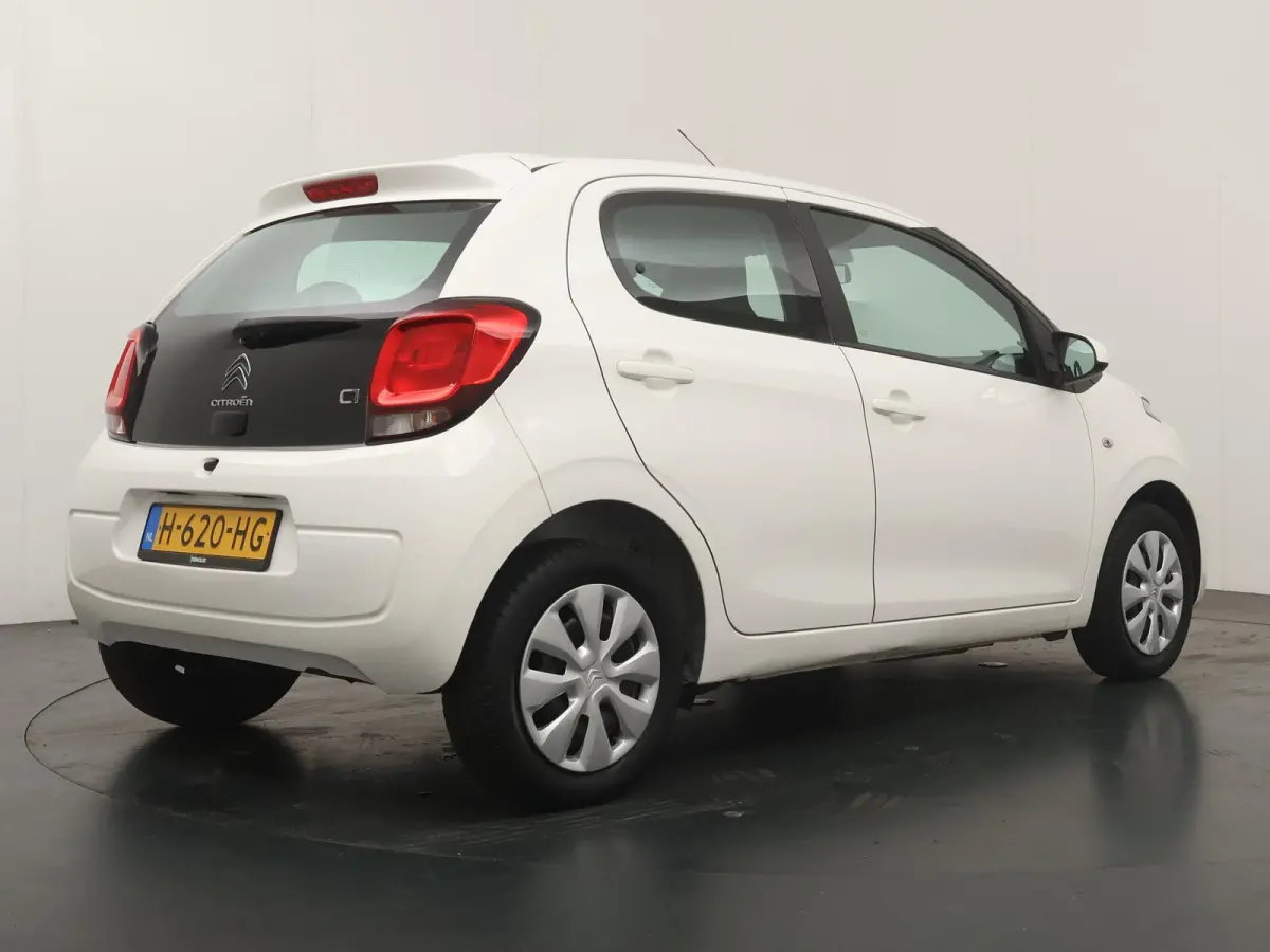 1.0 VTi Feel | Airco | Bluetooth | Lage Kilometerstand |