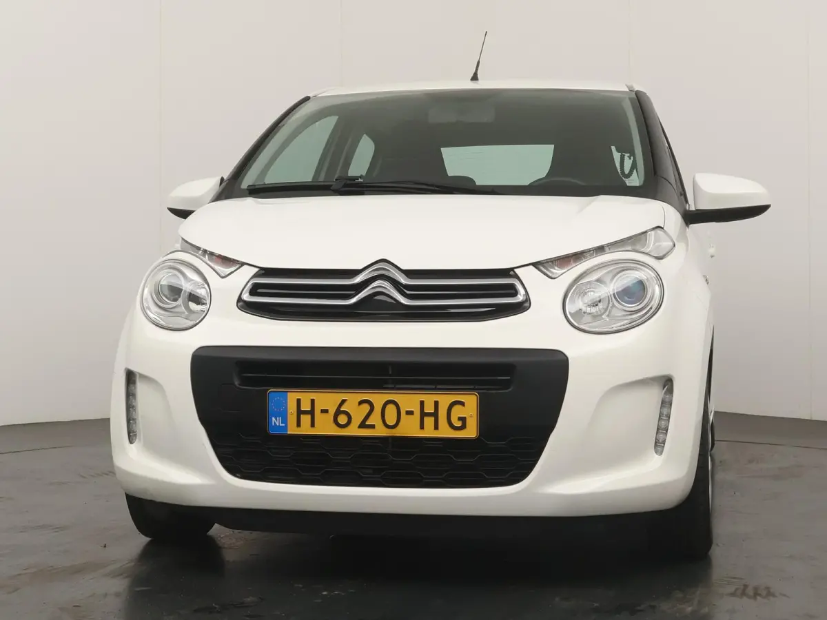 1.0 VTi Feel | Airco | Bluetooth | Lage Kilometerstand |