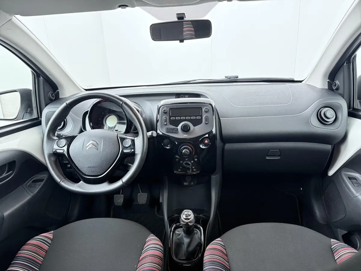 1.0 VTi Feel | Airco | Bluetooth | Lage Kilometerstand |