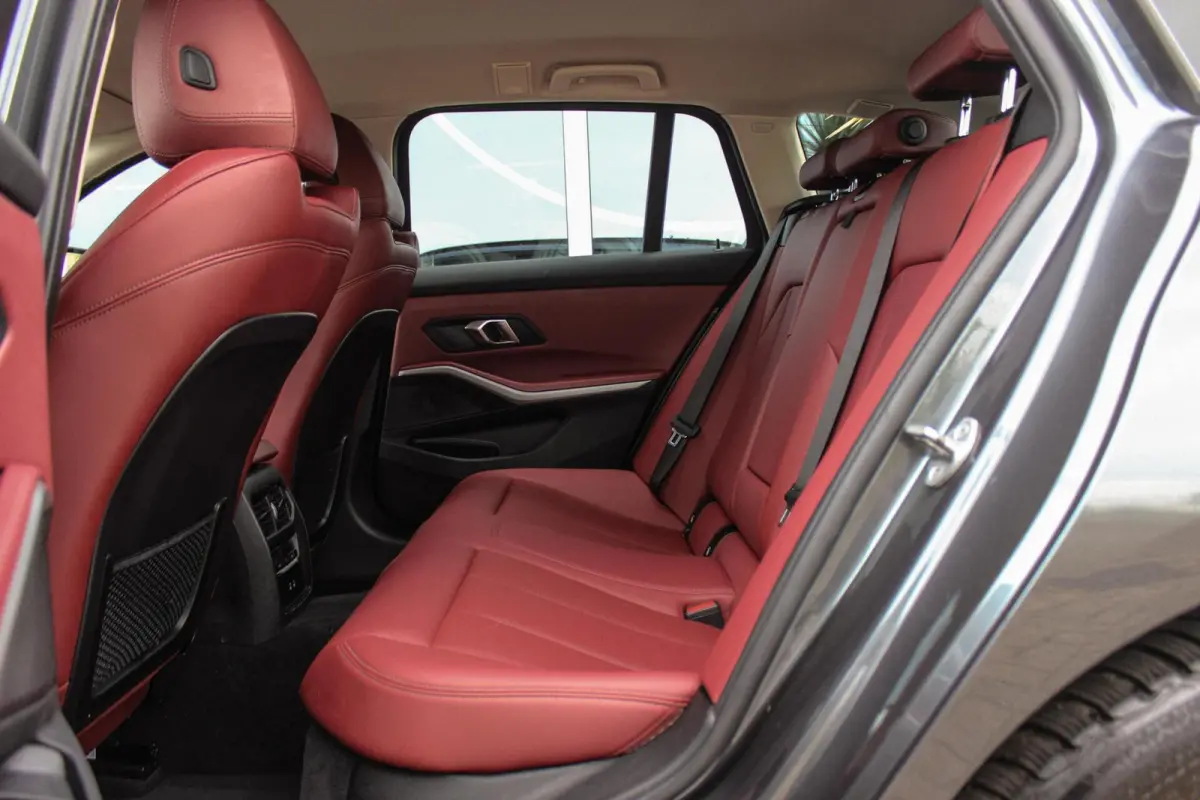 330e High Executive | 1e eigenaar | BTW auto | M-sport stuur | HiFi audio | Sportstoelen | Cruise control adaptief | Grootlichtassistent | Active Guard Plus