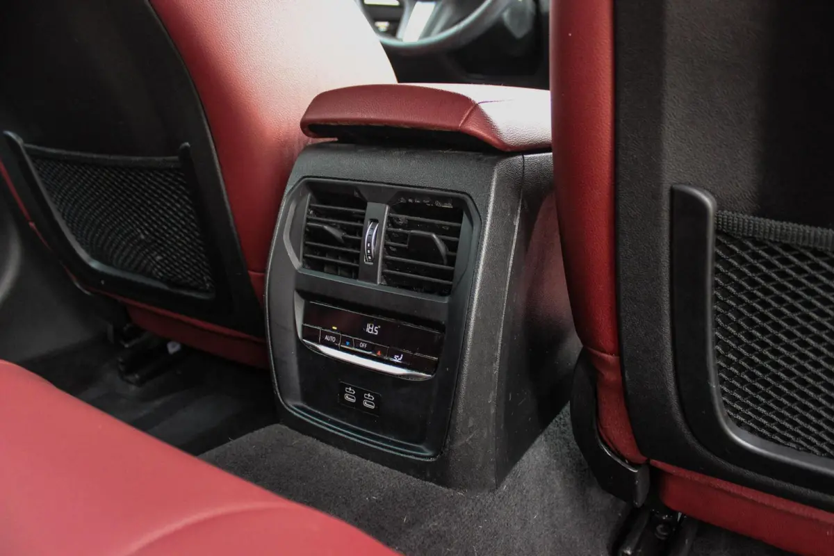 330e High Executive | 1e eigenaar | BTW auto | M-sport stuur | HiFi audio | Sportstoelen | Cruise control adaptief | Grootlichtassistent | Active Guard Plus