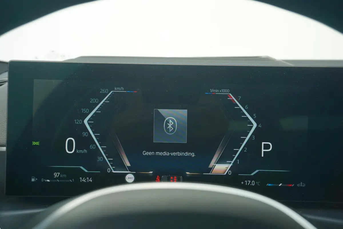 M340i xDrive 19'' / Harman Kardon / Schuif-/kanteldak / Elektrisch verstelbare stoelen