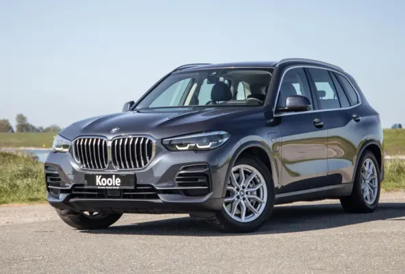 xDrive45e Executive CARPLAY / CAMERA / DEALER ONDERHOUDEN / ZWART LEER / TREKHAAK