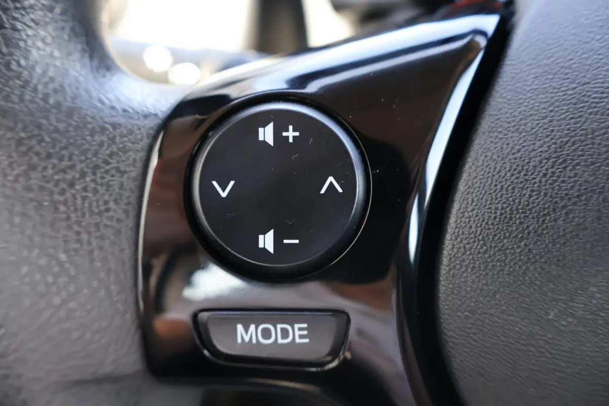 1.0 VVT-i x-fun 1e Eigenaar | Dealer Onderh | BTW | NAP | Airco | Bluetooth | Elek Ramen | LED | Start/Stop | Hill-Hold