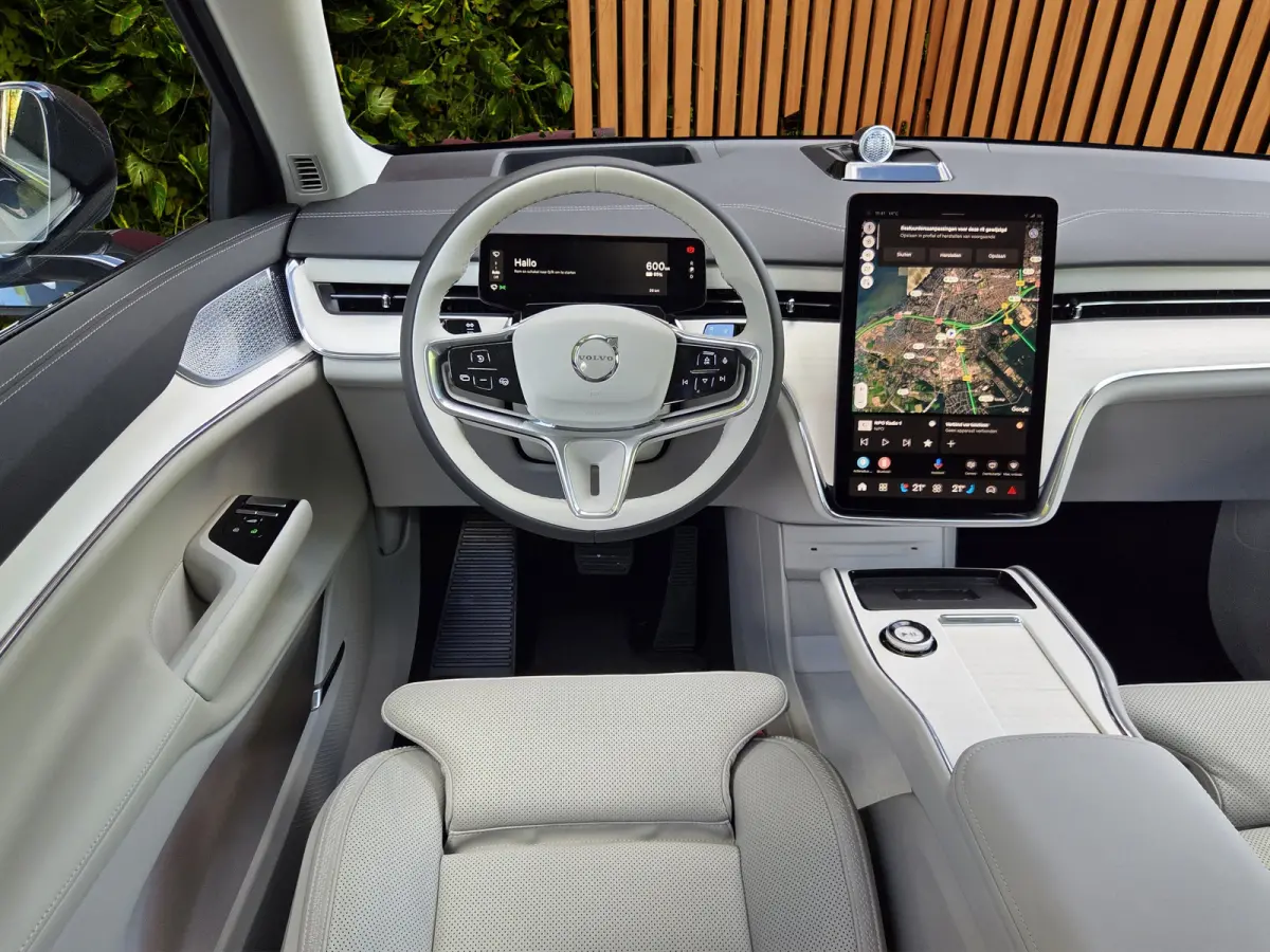Twin Motor Performance Ultra 7p. 106 kWh | Bowers&Wilkins | Massage | Soft-close | 22" Velgen
