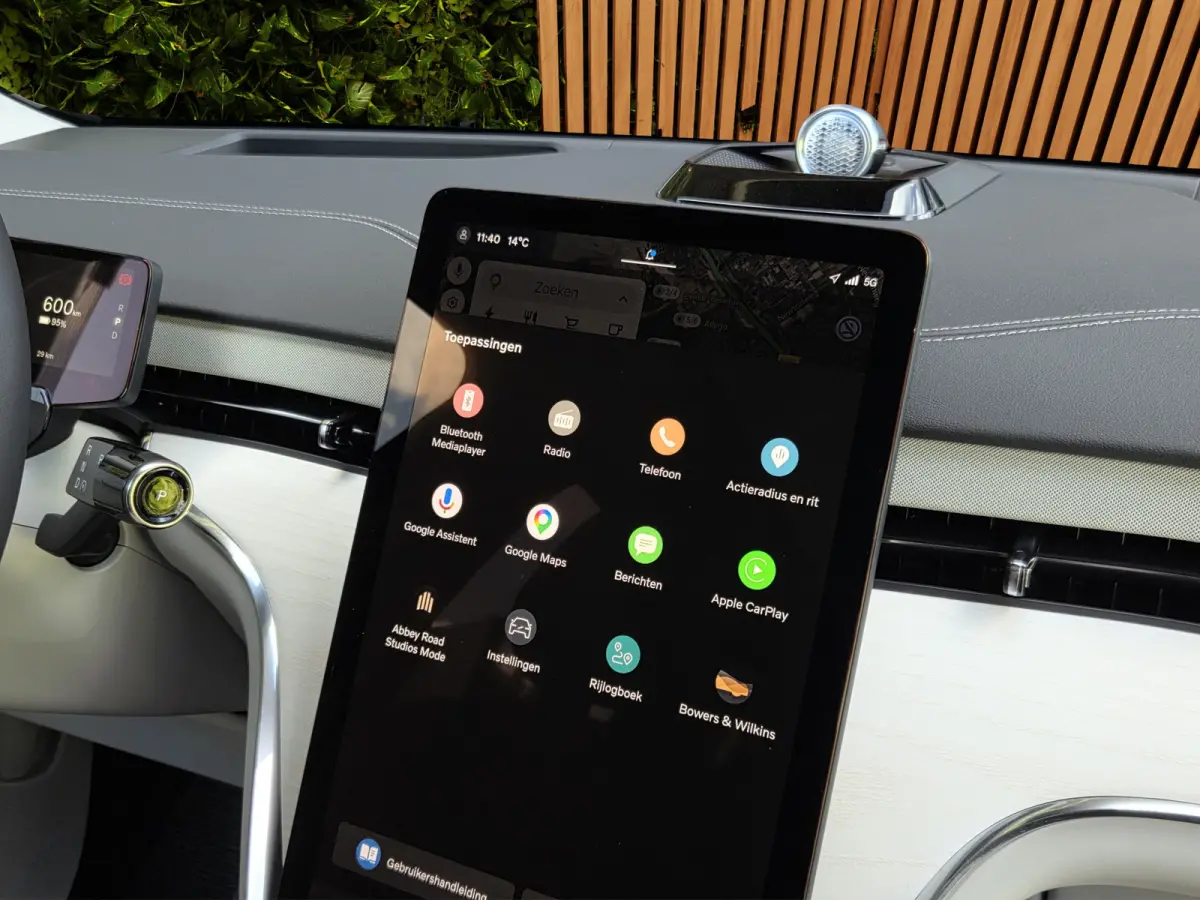 Twin Motor Performance Ultra 7p. 106 kWh | Bowers&Wilkins | Massage | Soft-close | 22" Velgen