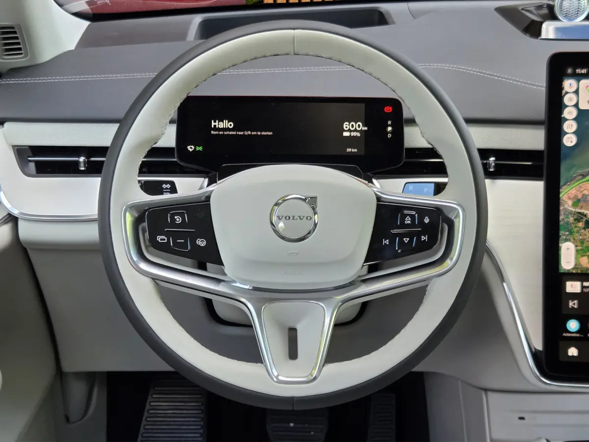 Twin Motor Performance Ultra 7p. 106 kWh | Bowers&Wilkins | Massage | Soft-close | 22" Velgen