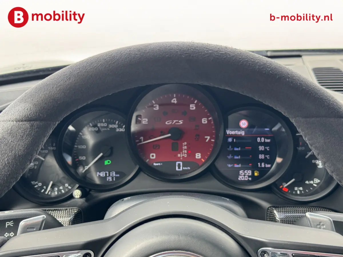 991 3.0 Carrera 4 GTS Org. NL Dealer Auto Sport Chrono | Nose Lift | PDLS Plus | Adaptieve Voorstoelen | Park Assist Achteruitrijcamera | Stuur/stoel Verwarming | DAB