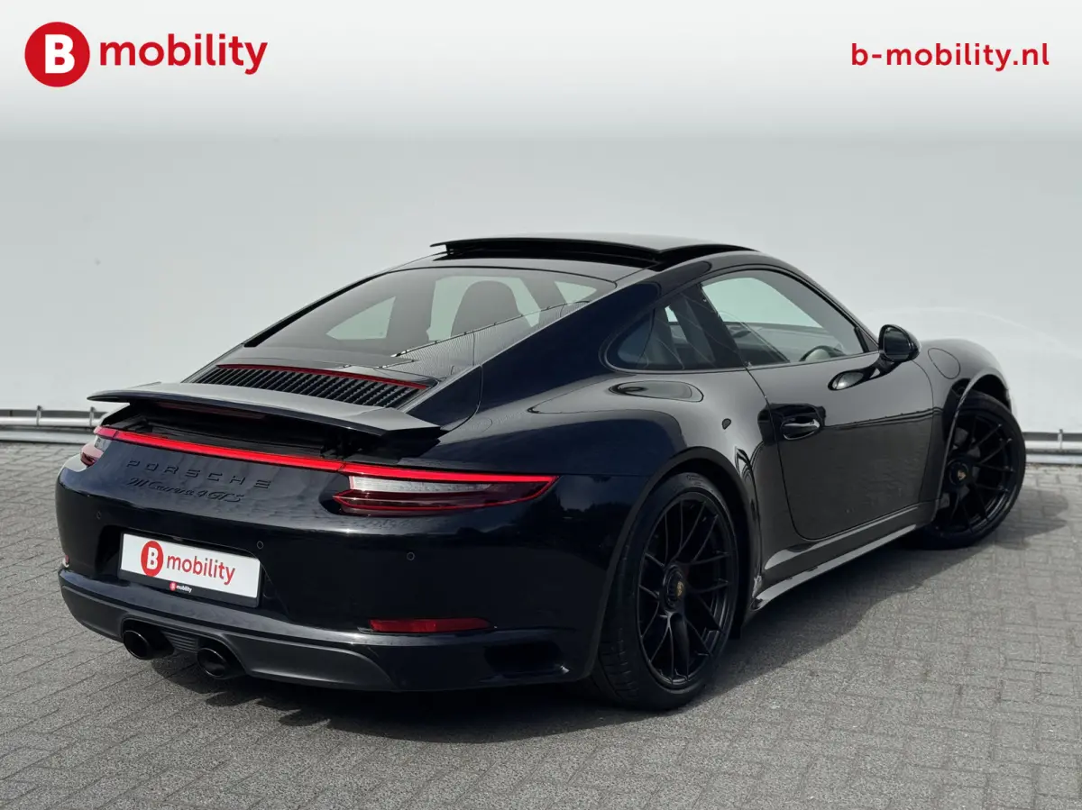 991 3.0 Carrera 4 GTS Org. NL Dealer Auto Sport Chrono | Nose Lift | PDLS Plus | Adaptieve Voorstoelen | Park Assist Achteruitrijcamera | Stuur/stoel Verwarming | DAB