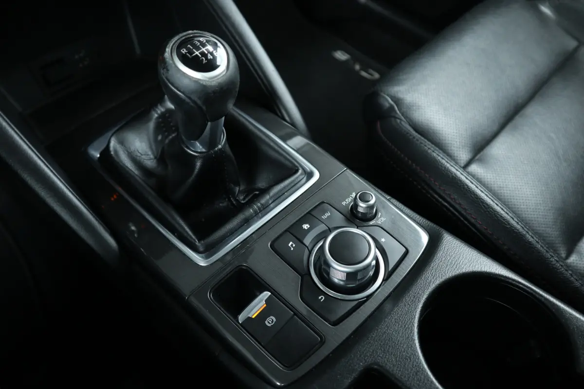 2.0 SkyActiv-G 165 Skylease GT 2WD Leer / Navi / Clima / Cruise / Trekhaak