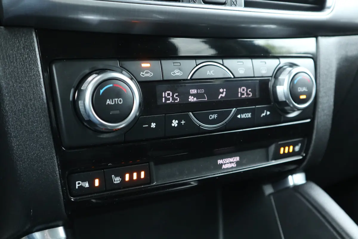 2.0 SkyActiv-G 165 Skylease GT 2WD Leer / Navi / Clima / Cruise / Trekhaak