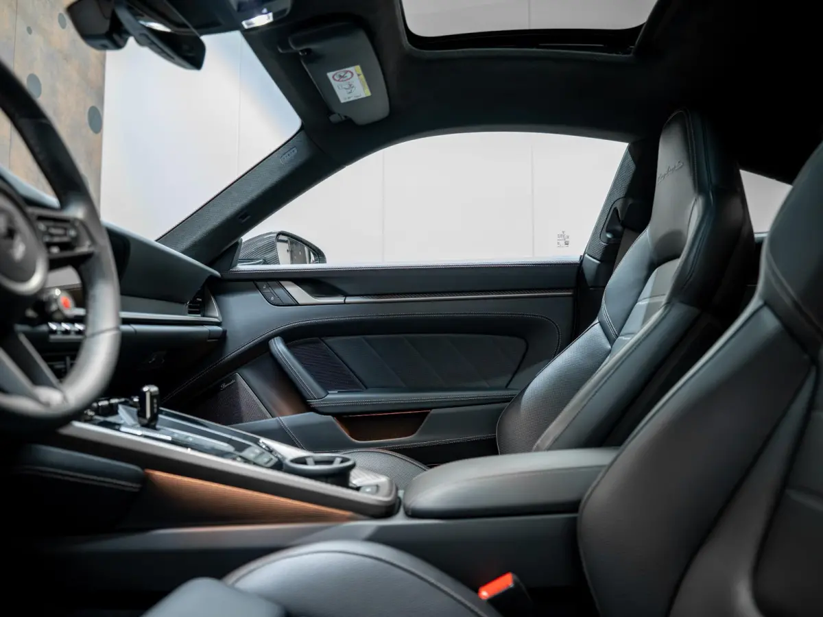 3.6 Turbo S | FACELIFT | SportDesign | Lift | Carbon | Burmester | InnoDrive |