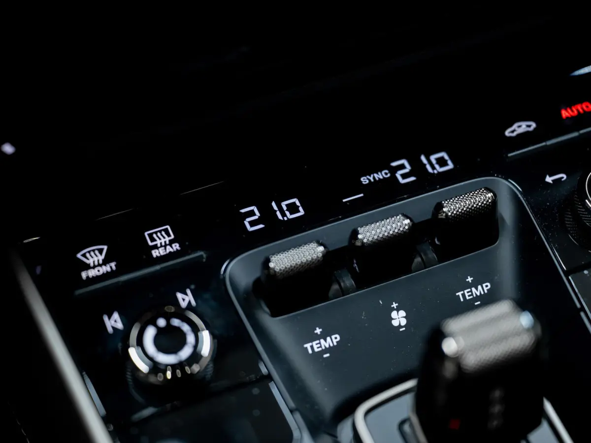 3.6 Turbo S | FACELIFT | SportDesign | Lift | Carbon | Burmester | InnoDrive |