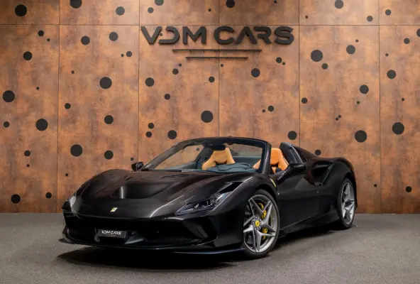 3.9 V8 HELE | Ferrari Warranty | Lift | Passenger Display | Carbon Racing Seats |
