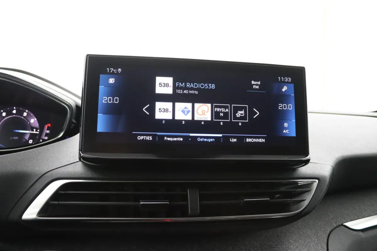 1.2 Allure*ECC*CRUISE*NAVI*CAM*CARPLAY*RIEM.VV