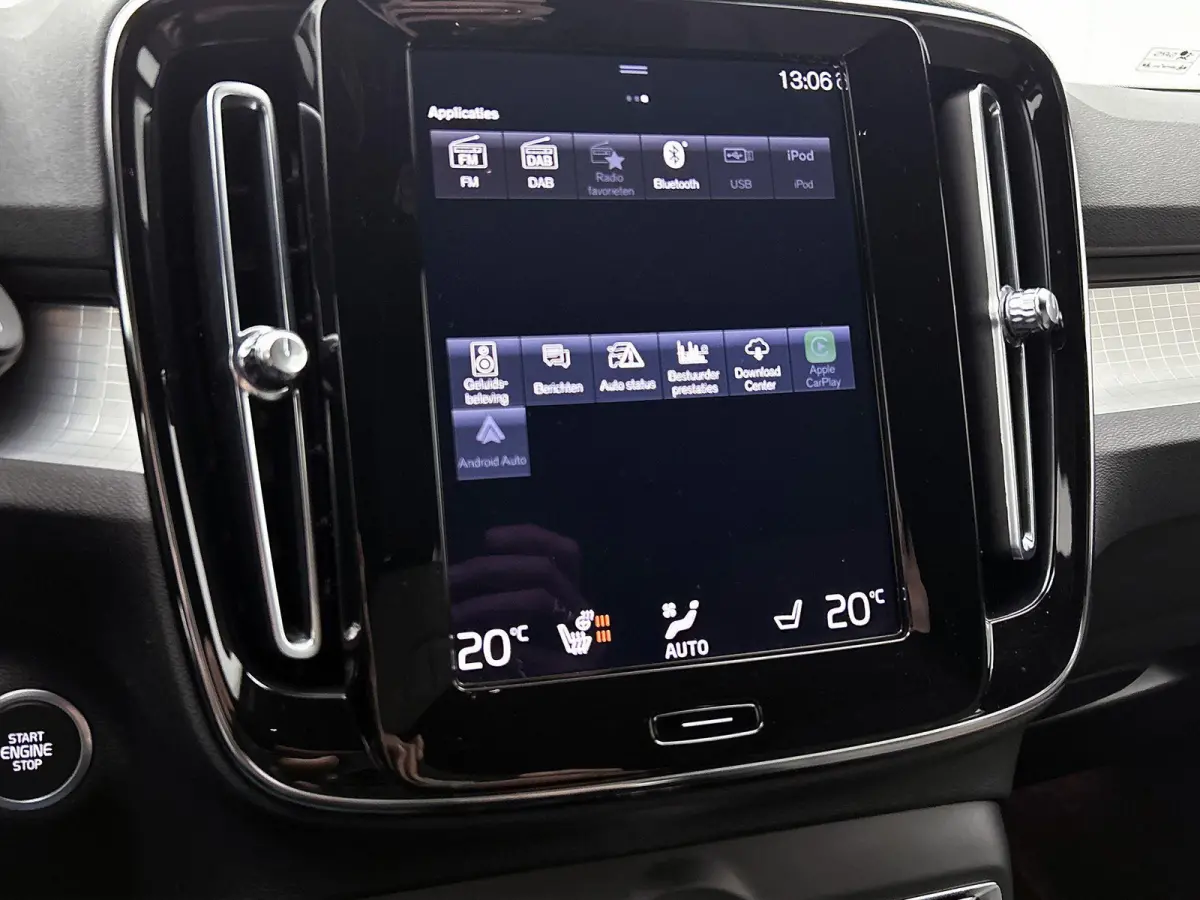 T5 Plus Bright | HARMAN KARDON | ACHTERUITRIJCAMERA | STOELVERWARMING | STUURVERWARMING | NAVIGATIE | CLIMATE CONTROL | DAB RADIO | RIJSTROOKHULP | LICHTMETALEN VELGEN |