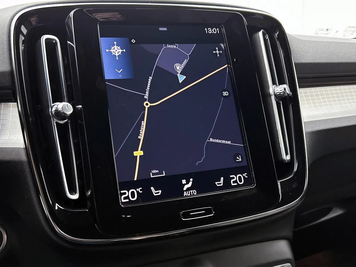 T5 Plus Bright | HARMAN KARDON | ACHTERUITRIJCAMERA | STOELVERWARMING | STUURVERWARMING | NAVIGATIE | CLIMATE CONTROL | DAB RADIO | RIJSTROOKHULP | LICHTMETALEN VELGEN |