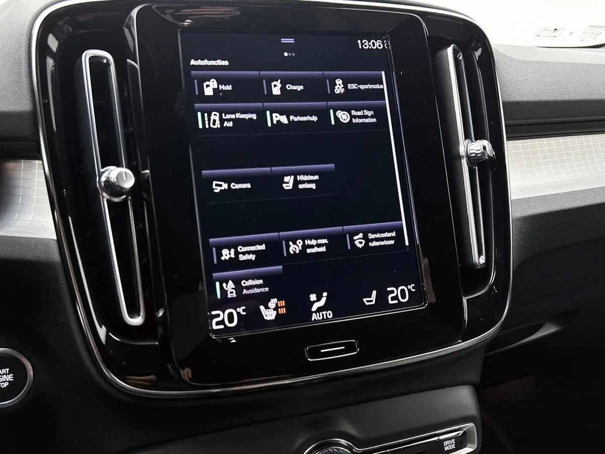 T5 Plus Bright | HARMAN KARDON | ACHTERUITRIJCAMERA | STOELVERWARMING | STUURVERWARMING | NAVIGATIE | CLIMATE CONTROL | DAB RADIO | RIJSTROOKHULP | LICHTMETALEN VELGEN |