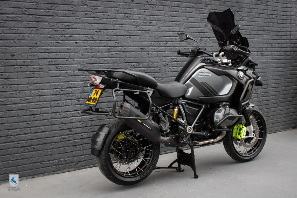 Triple Black! / Super dikke special!