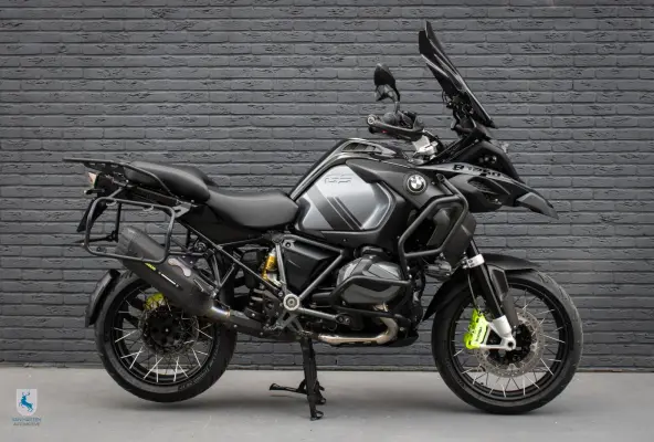 Triple Black! / Super dikke special!