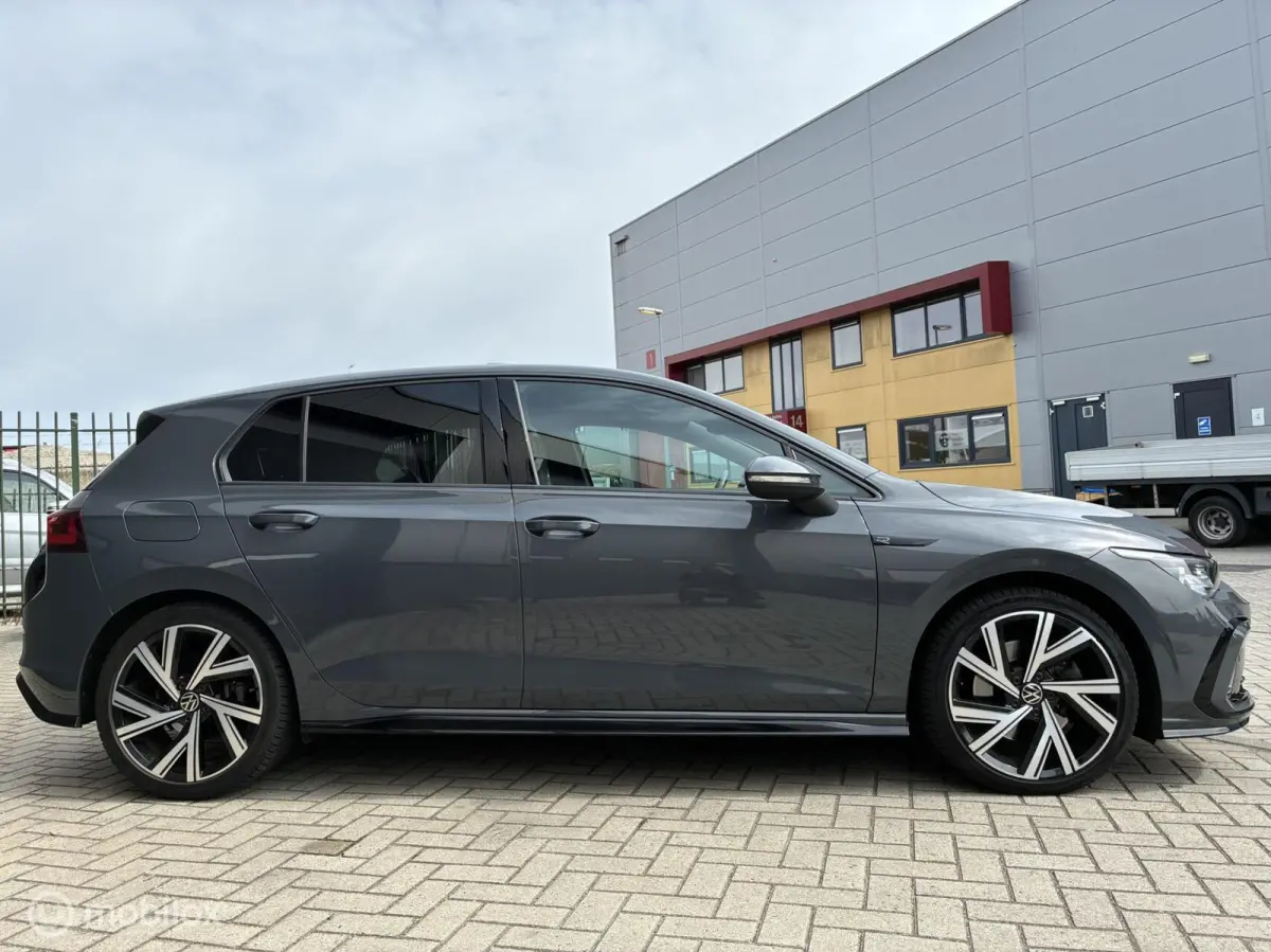 1.5 eTSI R-Line | Pano | Bomvol!