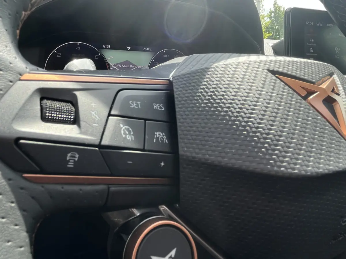 1.4 e-Hybrid VZ Performance 204pk/150kW DSG Automaat | Full Options | SoH 89% | Panodak | Virtual Cockpit | iACC | Side Assist |