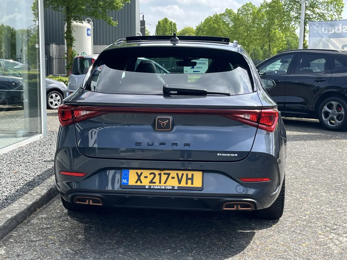 1.4 e-Hybrid VZ Performance 204pk/150kW DSG Automaat | Full Options | SoH 89% | Panodak | Virtual Cockpit | iACC | Side Assist |